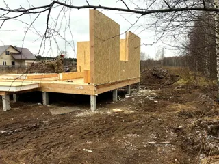 House based on the “Style 44.2.8” design, Lipovitsy village: wall assembly