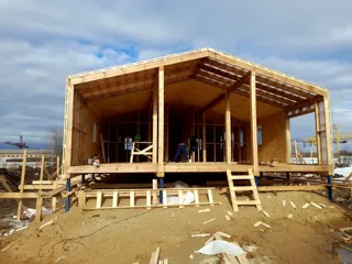 Özel projeye göre 126,4 m² ev, Ukhta: duvar montajı