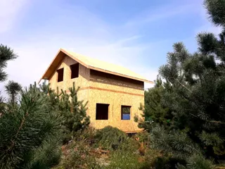 Haus nach Projekt „Alfa“, Dorf Bor: Obergeschoss und Dachgeschoss