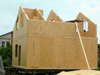 Haus nach Projekt „Metschta“, Gebiet Iwanowo: Wandmontage