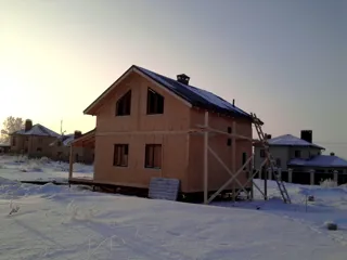 Haus nach Projekt „Sefir“, Dorf Zubino: Wandmontage