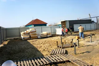 Haus nach Projekt „Metschta pl.1“, Saratov: Fundament und Grundrahmen