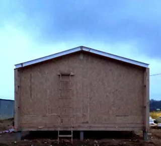 Haus 54 m² nach individuellem Projekt, Dorf Leonovo: Wandmontage