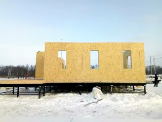 Haus nach individuellem Entwurf, Dorf Ivanovskoe: Wandmontage