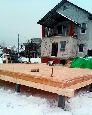 Haus 54 m², Projekt „Barnhouse 39“, SNT „Parus“: Boden aus SIP-Paneelen auf Höhe 0