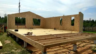 100 m² ev, “Barnhouse 76.1” projesi, Rodniki: duvar montajı