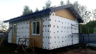 Haus nach Projekt „Slawjanskij Skit“, Region Jaroslawl: Fassadenverkleidung