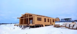 130 m² house built to a custom design, Ovchukhi village: wall assembly