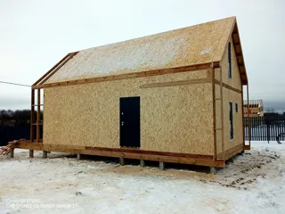 “Barnhouse Otrazhenie” projesine göre ev, Yaroslavl bölgesi: duvar montajı