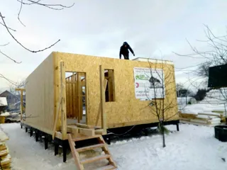 Haus nach Projekt „Wdochnowenie“, Wyksa: Wände des Erdgeschosses