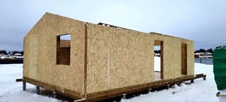 Haus nach individuellem Projekt, KP „Saretsche“: Wandmontage