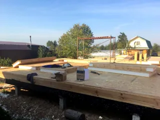 Haus nach Projekt „Jastreb“, Gebiet Iwanowo: Fundament und Grundrahmen