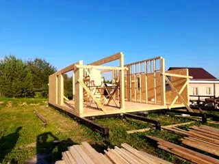 Showroom Barnhouse 76.3 in Kostroma: Wandmontage