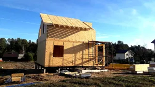 Haus nach Projekt „Majak“, Region Twer: Wandmontage
