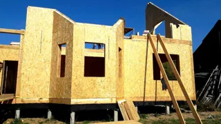 Haus nach Projekt „Jastreb“, Gebiet Iwanowo: Obergeschoss und Dachgeschoss