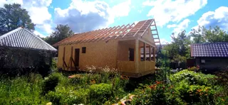 Custom-design house, Rodniki: roofing