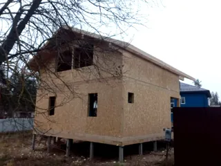Haus 142 m², individuelles Projekt, Siedlung „Fontainebleau“: Dach