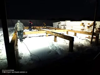 “Barnhouse Otrazhenie” projesine göre ev, Yaroslavl bölgesi: temel ve alt bağlama kirişi