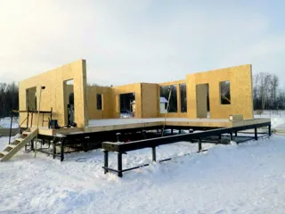 Haus nach individuellem Entwurf, Dorf Ivanovskoe: Wandmontage