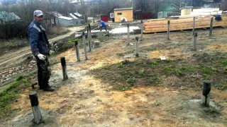 “Ivalo” projesine göre ev, Teykovo: temel ve alt bağlama kirişi
