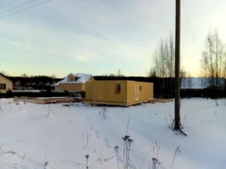Haus nach Projekt „Argos“, Siedlung Karavaevo: Wandmontage