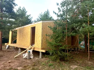 Datscha nach Projekt „Barnhouse 76.1“, Gebiet Wladimir: Wandmontage