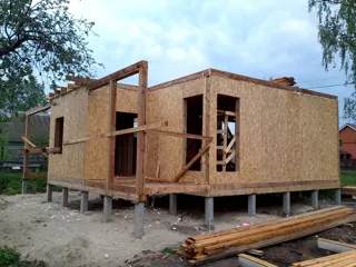 81 m² house built to a custom design, Gumnishchi village: wall assembly
