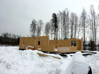 Custom-design house, Sankt-Peterburg: wall assembly