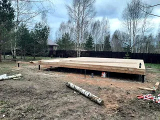 Özel projeye göre 94,5 m² ev, Yaroslavl bölgesi: 0 kotunda SIP panel zemin
