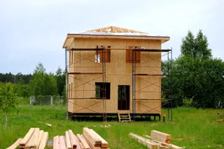Haus nach Projekt „Musa“, Cottage-Siedlung „Schiwopisnyj bereg“: Wandmontage