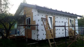 Haus nach Projekt „Slawjanskij Skit“, Region Jaroslawl: Fassadenverkleidung