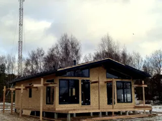Haus nach individuellem Entwurf, Dorf Protive: fertiges Gebäude