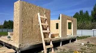 Haus nach Projekt „Mistika - S2.8“, Dorf Kukarino: SIP-Boden auf Höhe 0