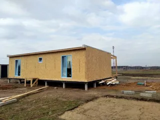 Haus nach Projekt „Mistika - K2.5“, Dorf Zdekhovo: Wandmontage