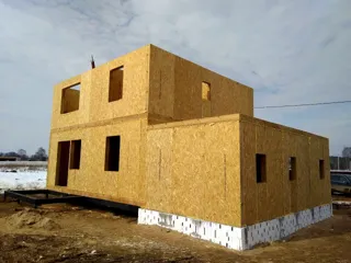 Garage nach Projekt „Slawjanka mini + Garage“, Dorf Nazarovo: Wandmontage