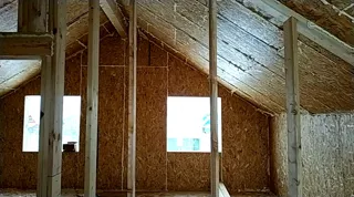 Haus nach Projekt „Nesabudka“, Gartengemeinschaft SNT „Rus“: zweites Obergeschoss und Dachgeschoss