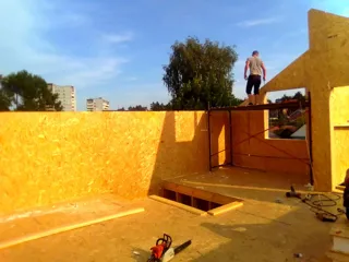 Haus nach Projekt „Majak“, Kineshma: Wandmontage
