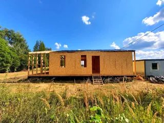 “Barnhouse 76.1” projesine göre ev, Yadrominskoe kasabası: duvar montajı