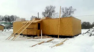 Haus nach Projekt „Minihotel“, Gebiet Iwanowo: Wandmontage