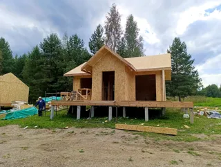 Haus nach individuellem Entwurf, Gebiet Iwanowo: Wandmontage