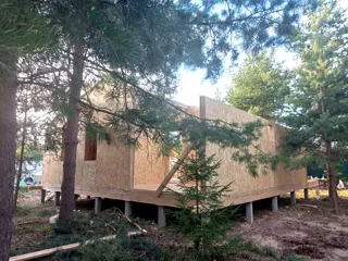 Datscha nach Projekt „Barnhouse 76.1“, Gebiet Wladimir: Wandmontage