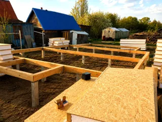 Haus nach individuellem Projekt, Gebiet Nischni Nowgorod: Fundament und Grundrahmen