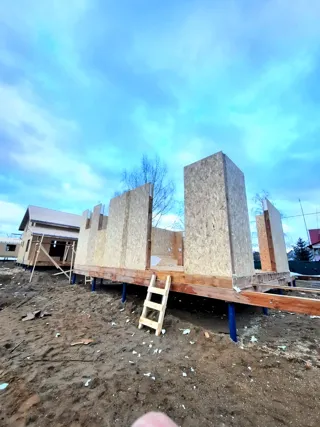 Özel projeye göre 130 m² ev, Ukhta: duvar montajı