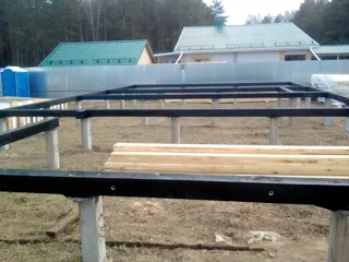 Haus nach individuellem Projekt, Dorf Troitsko-Nikolskoe: Fundament und Grundrahmen