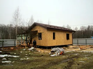 Haus nach Projekt „Slawjanskij Skit“, Region Jaroslawl: Wandmontage