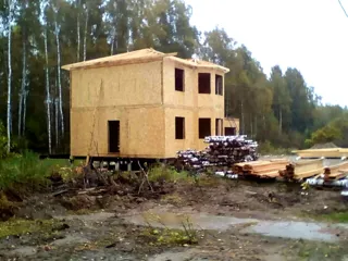 Haus nach individuellem Entwurf, Elektrougli: Wandmontage