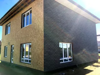 Haus nach individuellem Projekt, Kostroma: Fassadenverkleidung