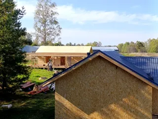 Custom-design house, Ivanovo Region: roofing