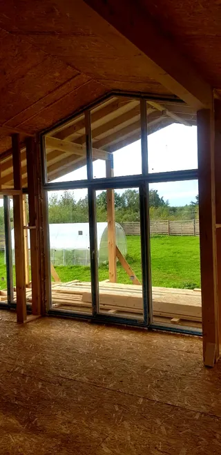 100 m² ev, “Barnhouse 76.1” projesi, Rodniki: iç bölme duvarlar