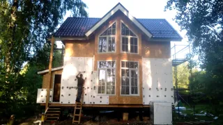 Haus nach Projekt „Musterhaus“, Gebiet Moskau: Fassadenverkleidung